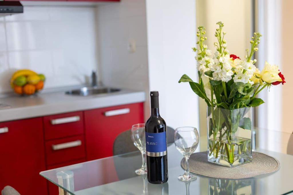 Bella Vista - Cozy Apartments With Easy Check-In And Free Parking Сплит Екстериор снимка
