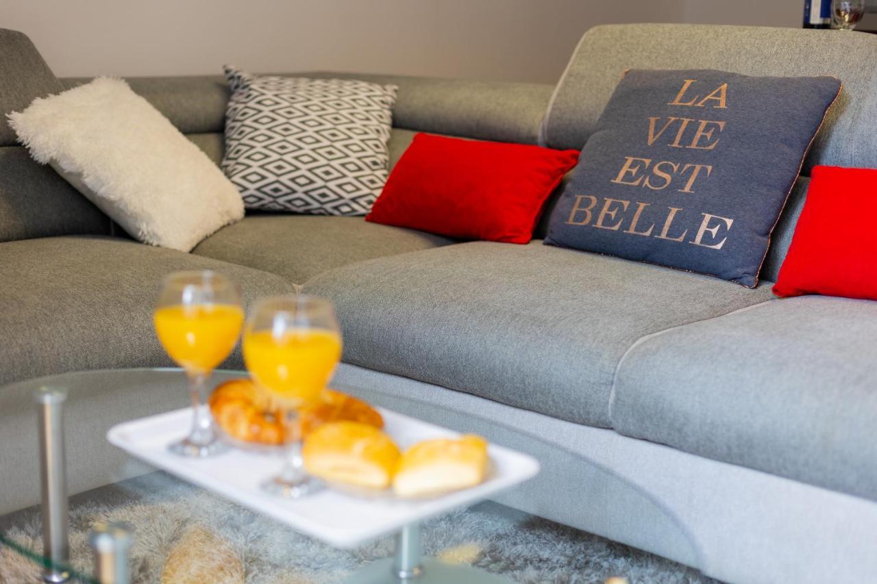 Bella Vista - Cozy Apartments With Easy Check-In And Free Parking Сплит Екстериор снимка