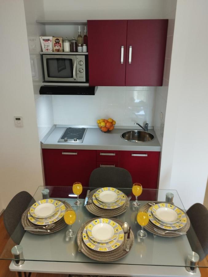 Bella Vista - Cozy Apartments With Easy Check-In And Free Parking Сплит Екстериор снимка