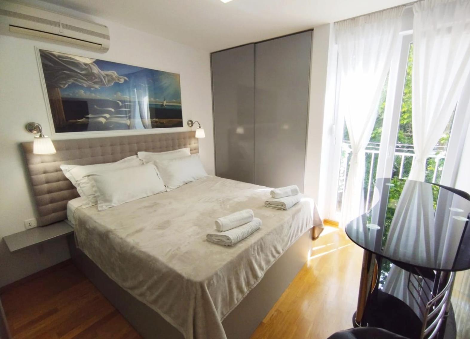 Bella Vista - Cozy Apartments With Easy Check-In And Free Parking Сплит Екстериор снимка
